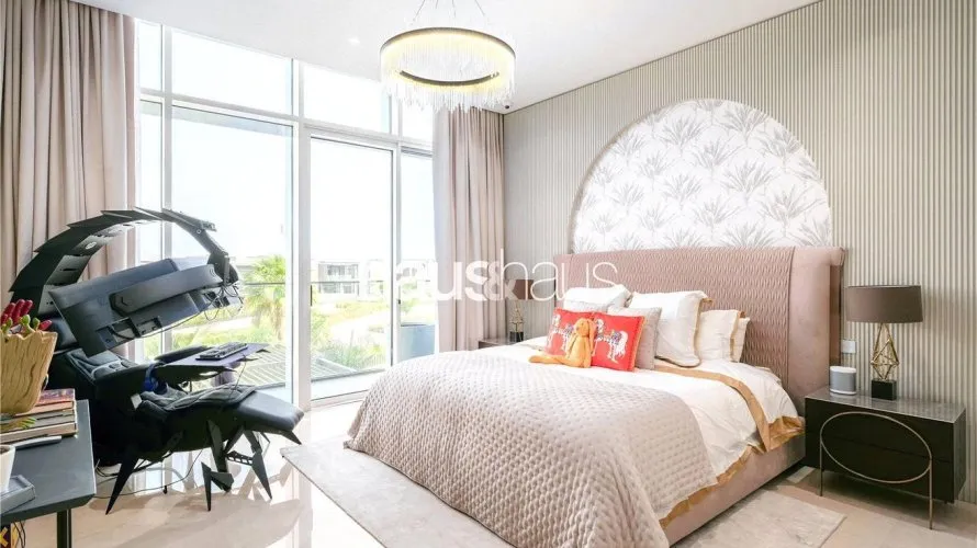 Villa de 6 dormitorios en Golf Place, UAE No. 449 № 22