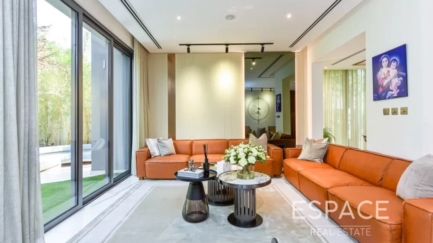 Villa de 4 dormitorios en Dubai Hills Estate, UAE No. 862 № 1