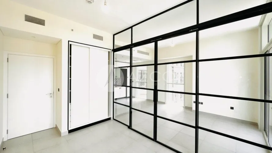 Apartamento de 2 dormitorios en Collective, UAE No. 384 № 2