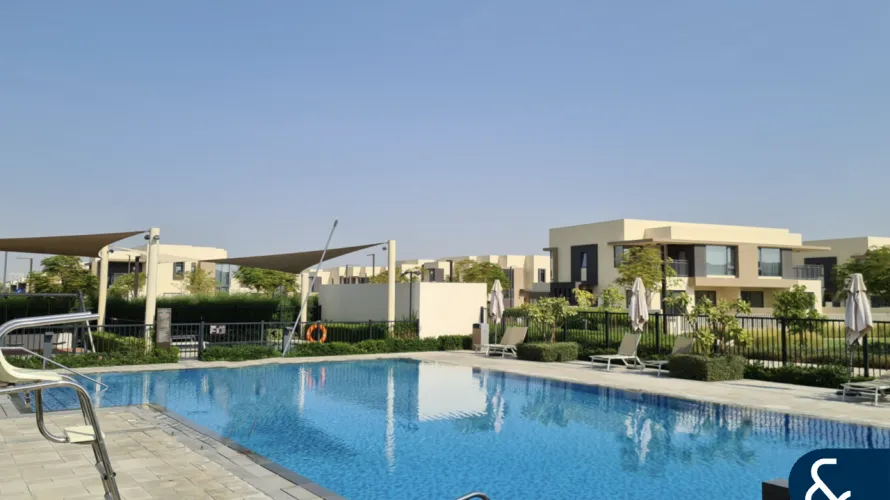 Villa de 4 dormitorios en Maple 2, UAE No. 1110 № 16