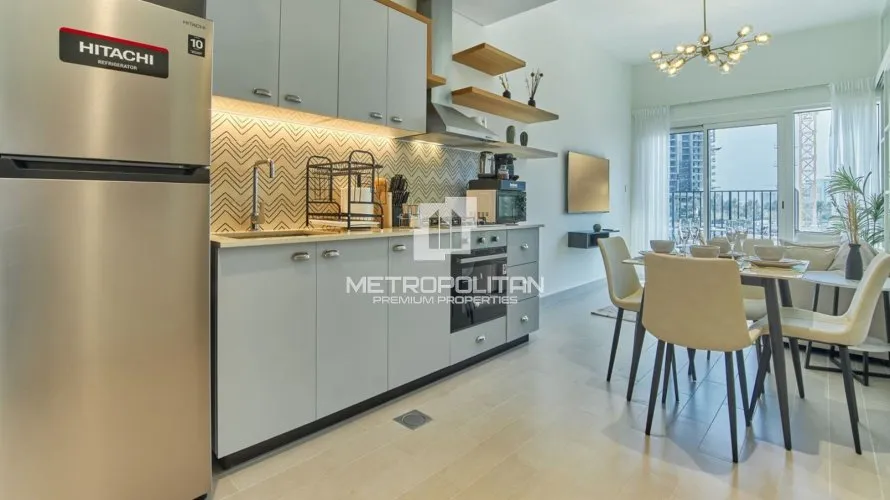 Apartamento de 1 dormitorio en Golfville, UAE No. 929 № 1