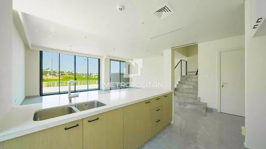 Villa de 4 dormitorios en Club Villas at Dubai Hills, UAE No. 953