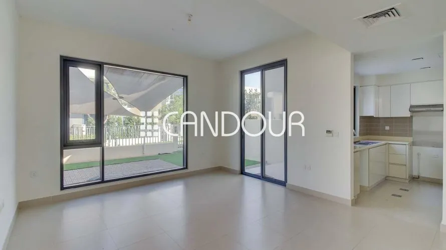 Villa de 4 dormitorios en Maple at Dubai Hills Estate, UAE No. 353 № 2