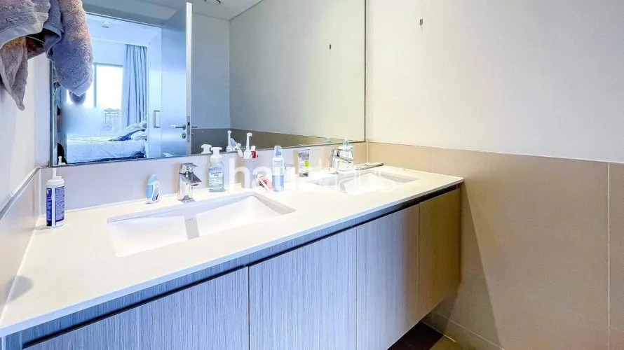 Apartamento de 2 dormitorios en Park Heights, UAE No. 460 № 3