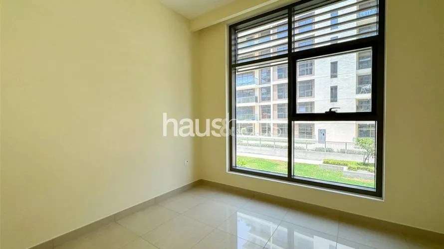 Apartamento de 2 dormitorios en Park Heights, UAE No. 440 № 8