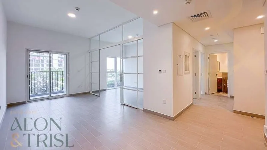 Apartamento de 2 dormitorios en Golfville, UAE No. 729 № 3