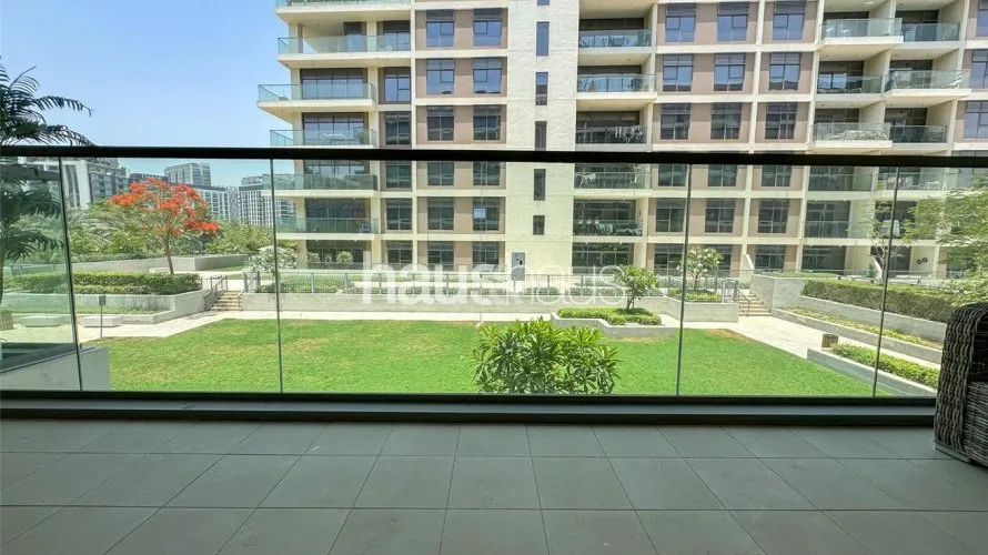 Apartamento de 2 dormitorios en Park Heights, UAE No. 440 № 3