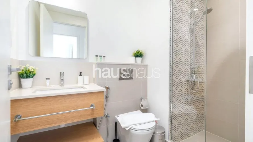 Apartamento de 1 dormitorio en Golfville, UAE No. 423 № 10