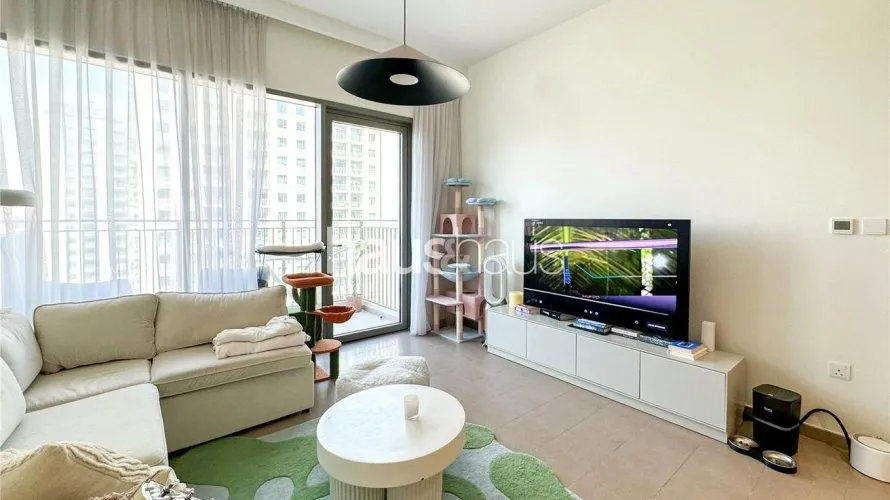 Apartamento de 2 dormitorios en Park Heights, UAE No. 428 № 2
