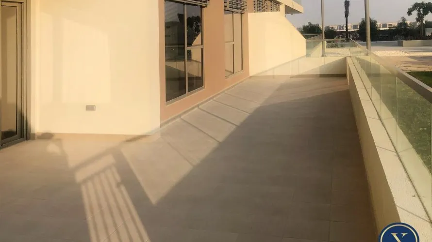 Apartamento de 2 dormitorios en Park Heights, UAE No. 498