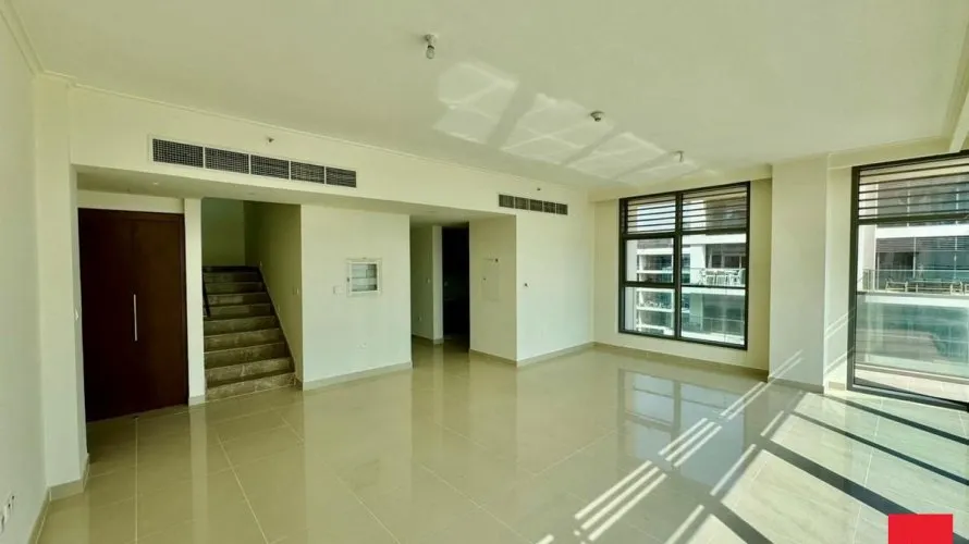 Apartamento de 4 dormitorios en Dubai Hills Estate, UAE No. 922 № 1