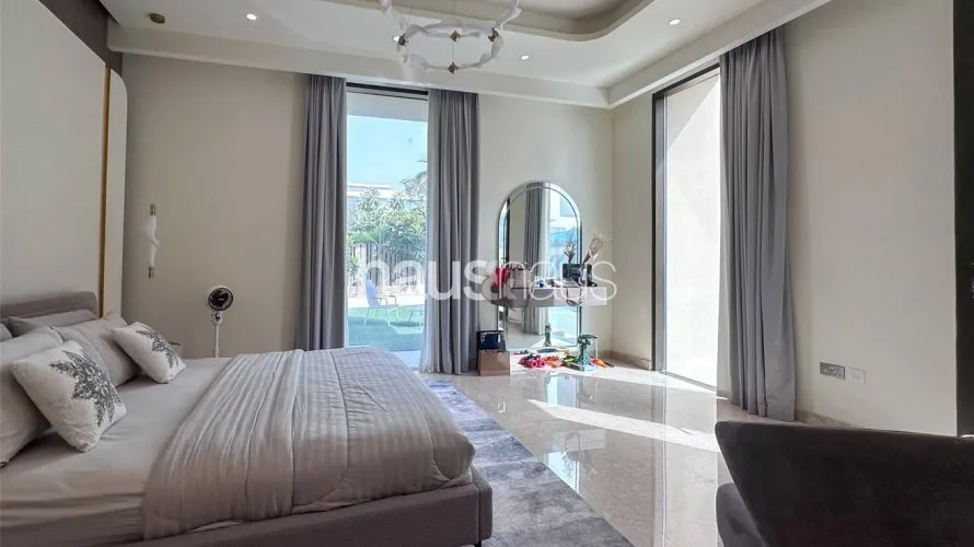 Villa de 6 dormitorios en Parkway Vistas, UAE No. 443 № 16