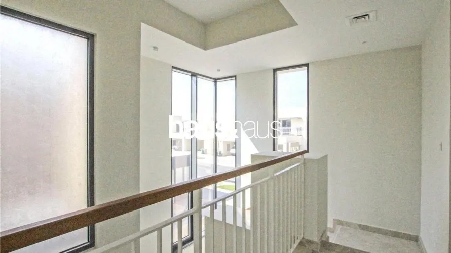 Villa de 4 dormitorios en Maple at Dubai Hills Estate, UAE No. 439 № 1