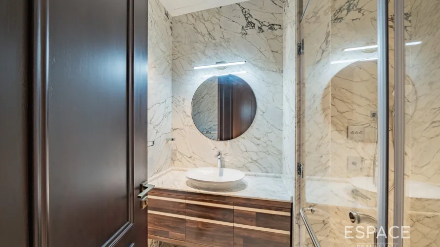 Villa de 6 dormitorios en Parkway Vistas, UAE No. 914 № 17