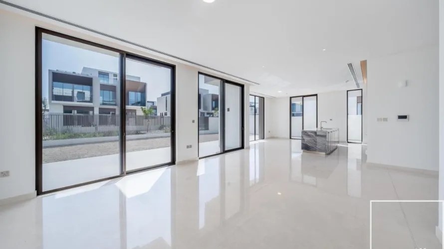 Villa de 5 dormitorios en Dubai Hills Estate, UAE No. 677
