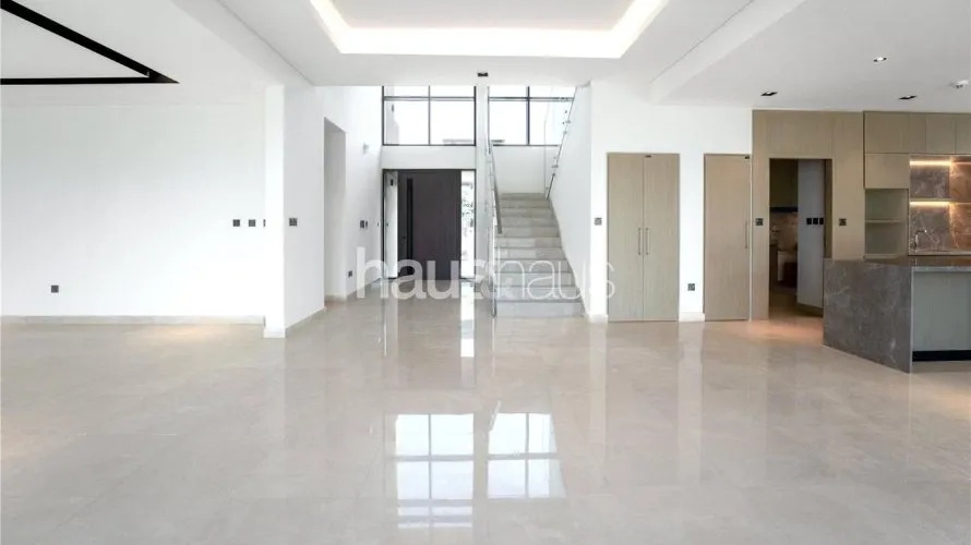 Villa de 5 dormitorios en Golf Place, UAE No. 475 № 3