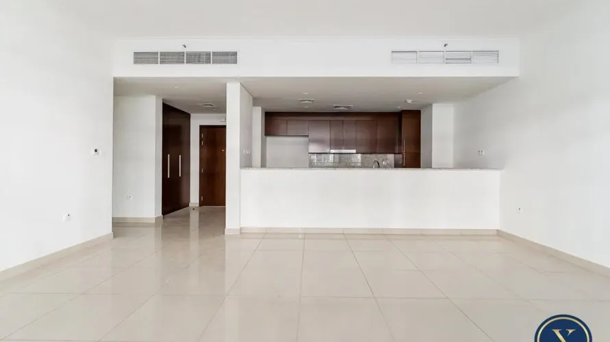 Apartamento de 2 dormitorios en Park Heights, UAE No. 498 № 2