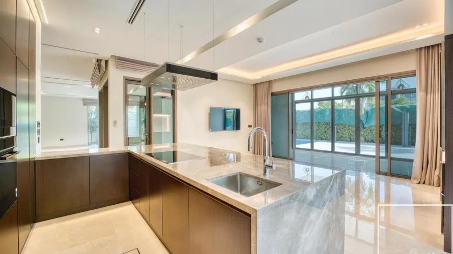 Villa de 4 dormitorios en Golf Place, UAE No. 1071 № 3