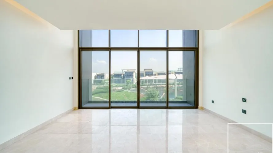 Villa de 4 dormitorios en Golf Place, UAE No. 678 № 14