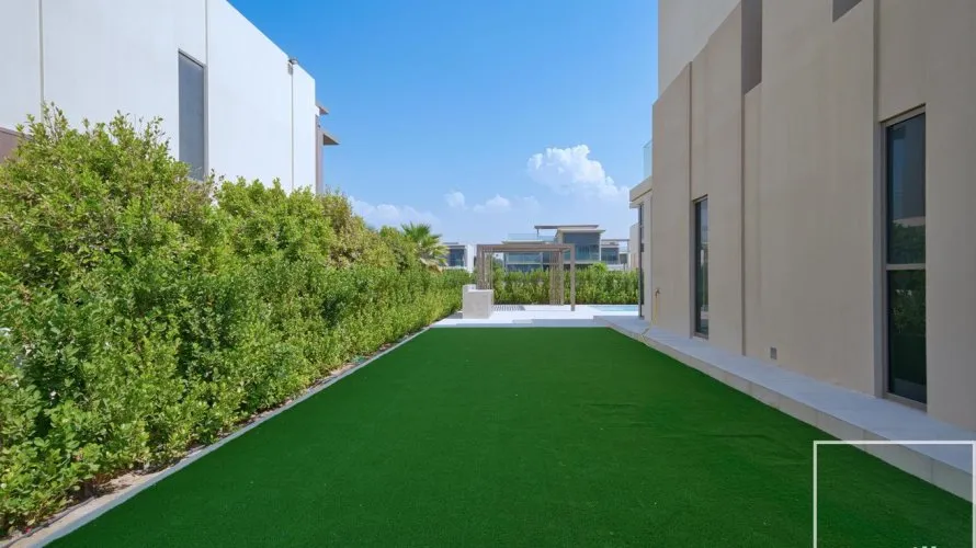 Villa de 4 dormitorios en Golf Place, UAE No. 678 № 23