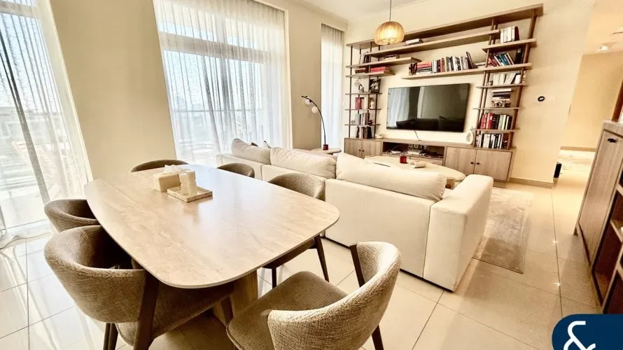 Apartamento de 2 dormitorios en Mulberry, UAE No. 1013