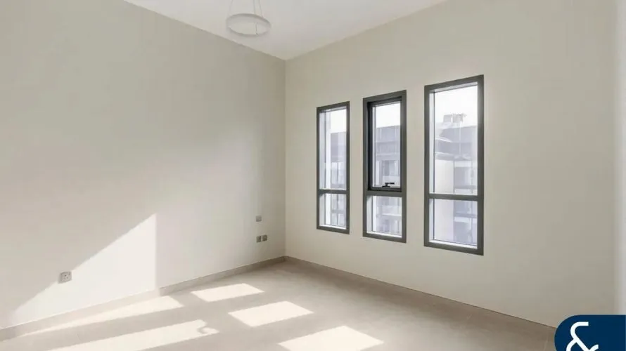 Apartamento de 2 dormitorios en Dubai Hills Estate, UAE No. 1108