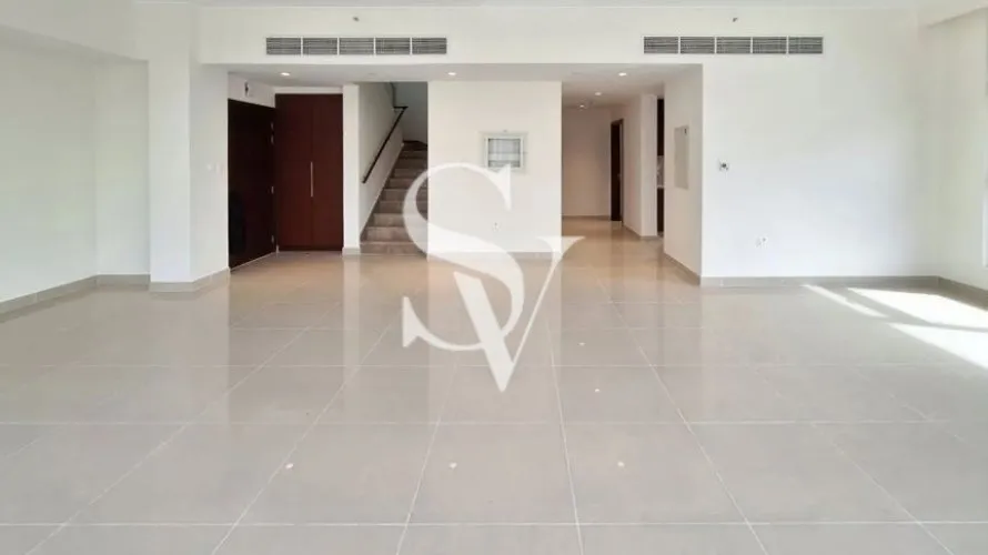 Apartamento de 4 dormitorios en Park Heights, UAE No. 880