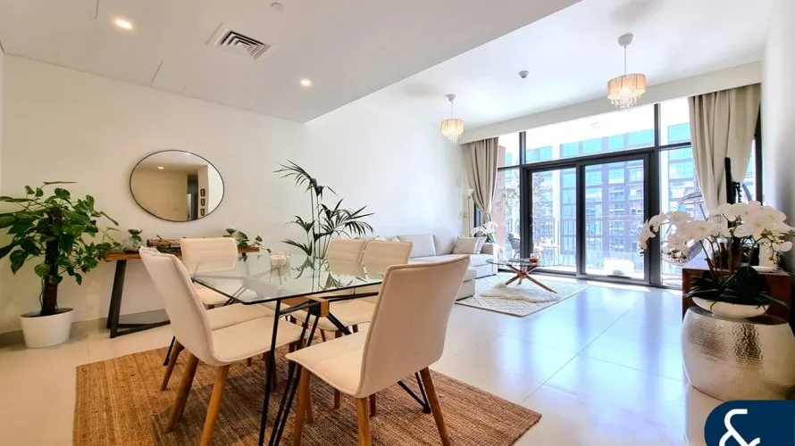 Apartamento de 3 dormitorios en Park Point, UAE No. 1024