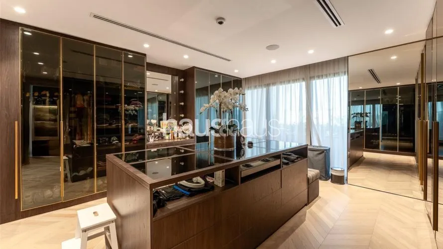 Villa de 6 dormitorios en Golf Place, UAE No. 453 № 8