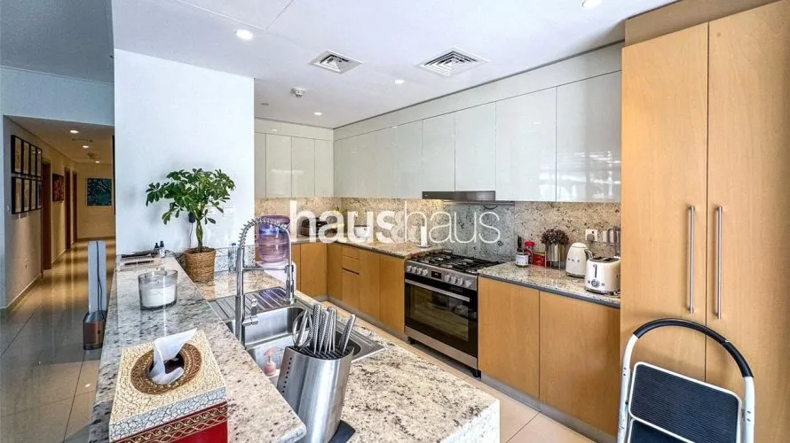 Apartamento de 3 dormitorios en Park Heights, UAE No. 424 № 6