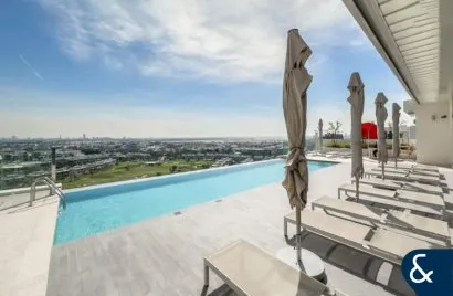 Apartamento de 2 dormitorios en DUBAI HILLS APARTMENTS Dubai Hills Estate, UAE No. 995