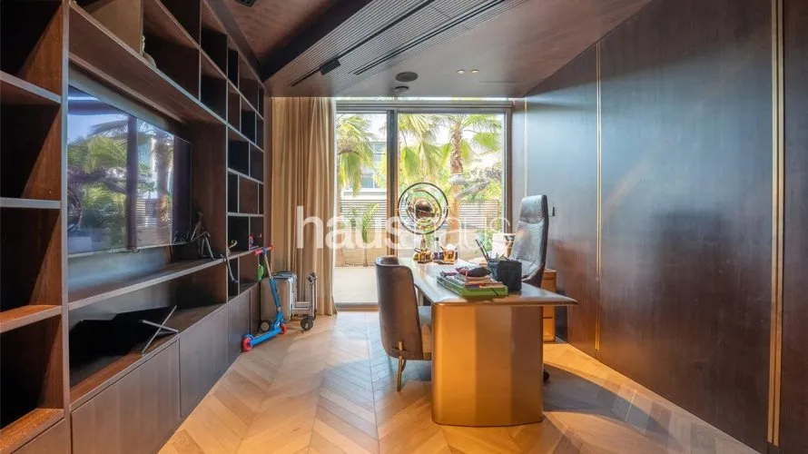 Villa de 6 dormitorios en Golf Place, UAE No. 453 № 4