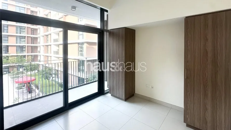 Apartamento de 2 dormitorios en Dubai Hills Estate, UAE No. 450 № 4