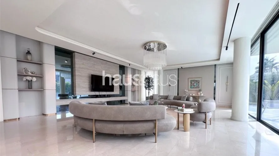 Villa de 6 dormitorios en Parkway Vistas, UAE No. 443 № 3