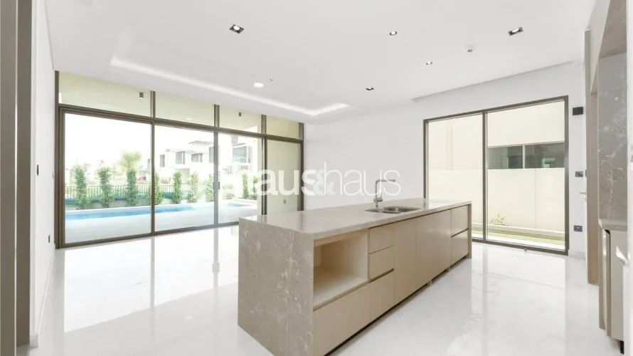 Villa de 4 dormitorios en Golf Place, UAE No. 433 № 7