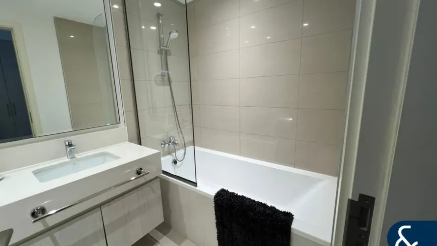 Apartamento de 2 dormitorios en Park Point, UAE No. 1319 № 4