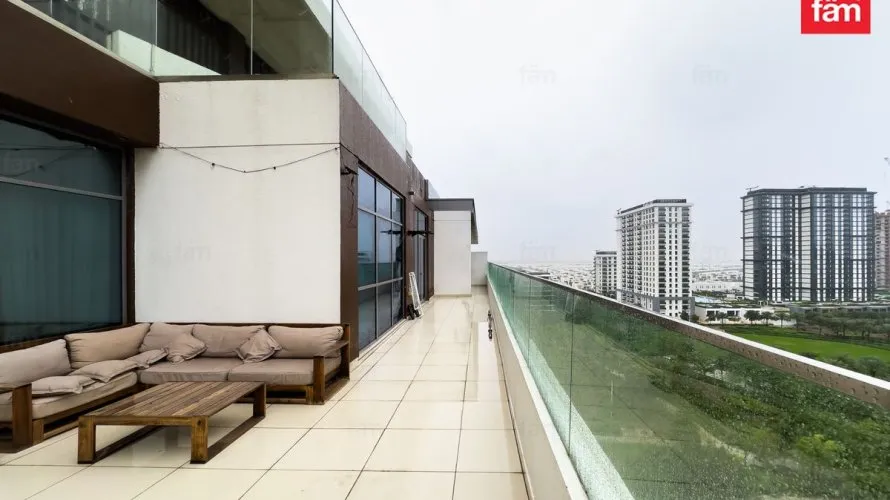Apartamento de 3 dormitorios en Dubai Hills Estate, UAE No. 1343