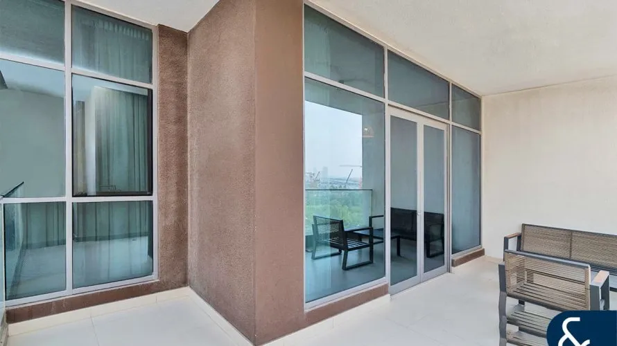 Apartamento de 2 dormitorios en Acacia, UAE No. 1263 № 2