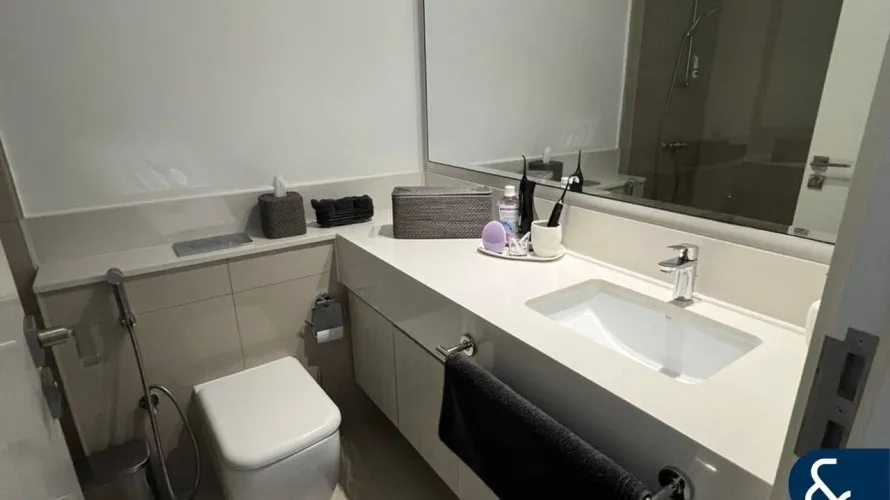 Apartamento de 2 dormitorios en Park Point, UAE No. 1319 № 3