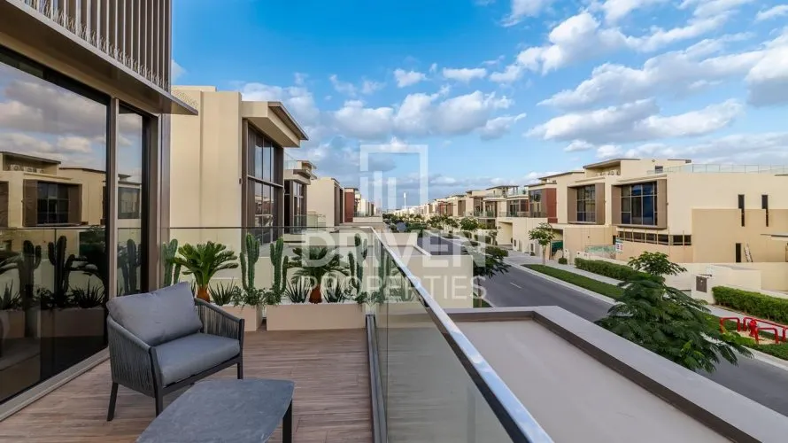 Villa de 4 dormitorios en Golf Place, UAE No. 2212 № 6