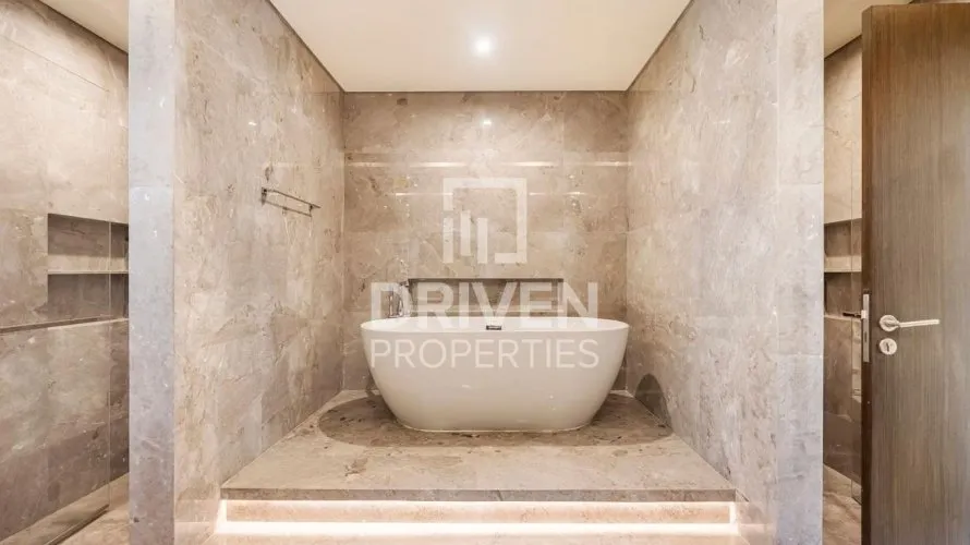 Villa de 4 dormitorios en Golf Place, UAE No. 2231 № 13