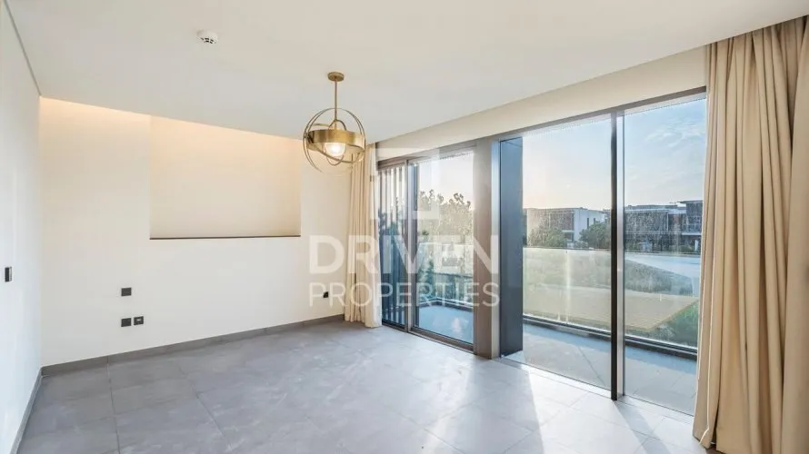Villa de 4 dormitorios en Golf Place, UAE No. 2231 № 5