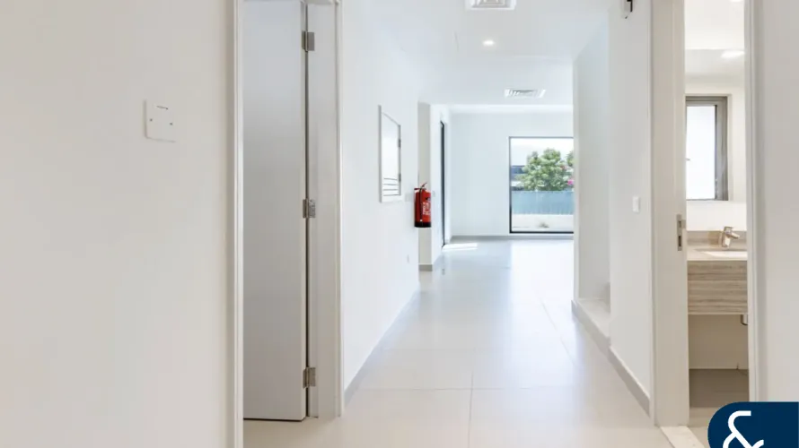 Villa de 3 chambres à Maple 2, UAE No. 992