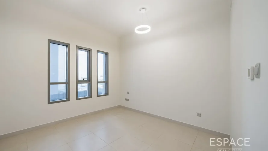 Appartement de 2 chambres à Dubai Hills Estate, UAE No. 913 № 4