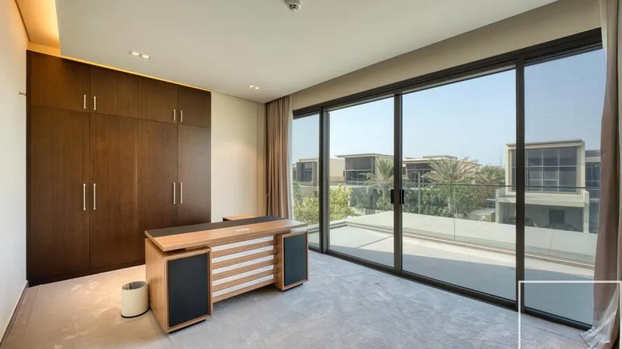 Villa de 4 chambres à Golf Place, UAE No. 1071 № 12