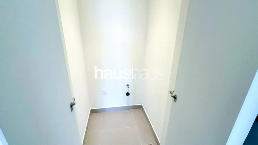 Appartement de 2 chambres à Golfville, UAE No. 458 № 9