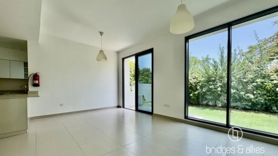 Villa de 4 chambres à Dubai Hills Estate, UAE No. 1148 № 1