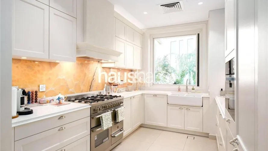 Villa de 6 chambres à Golf Place, UAE No. 449 № 8