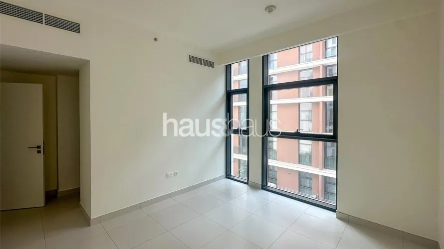 Appartement de 2 chambres à Dubai Hills Estate, UAE No. 450 № 6