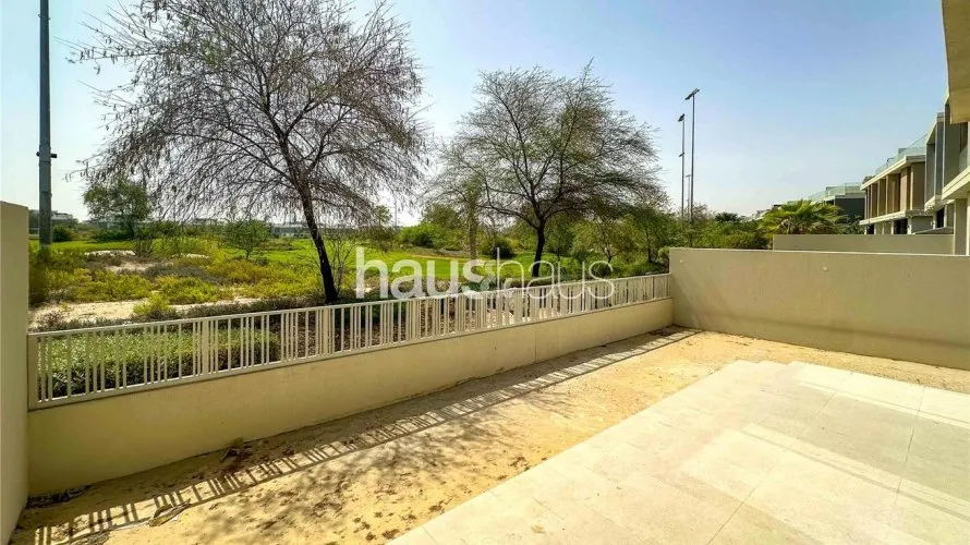 Maison de ville de 4 chambres à Dubai Hills Estate, UAE No. 486 № 2